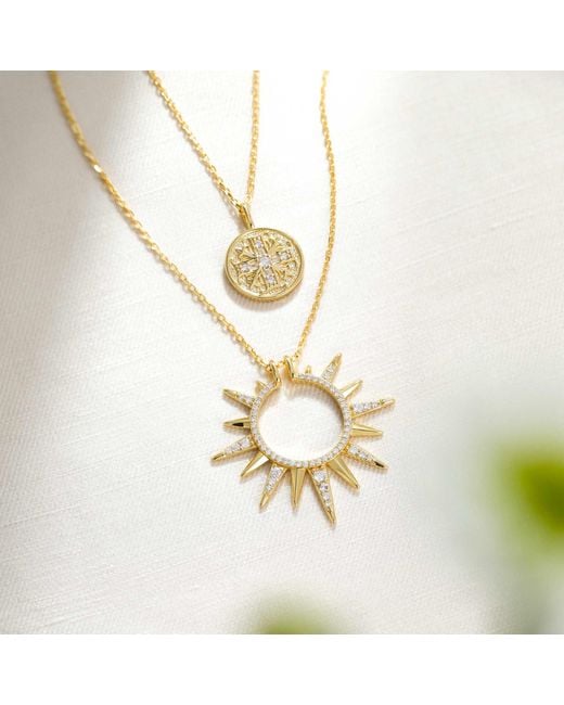 Vanimy Metallic Sunburst Necklace