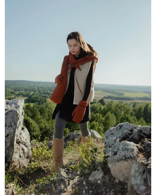 The New Orchard Brown Winter Vegan Gloves Cinnamon