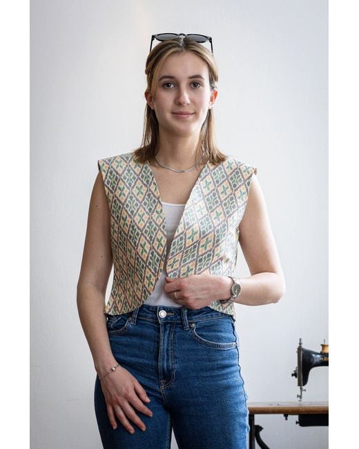 Stovaria Natural Handwoven Ikat Silk Vest – Bold Pattern, Effortless Charm
