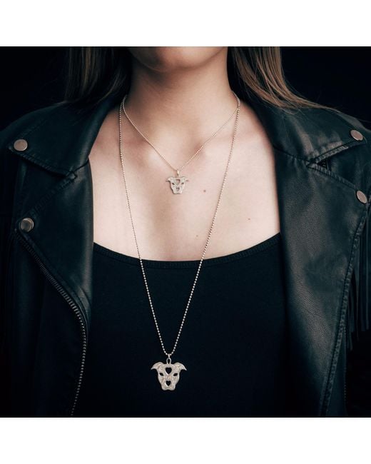 CarterGore Metallic Silver Staffy Pendant Necklace Medium