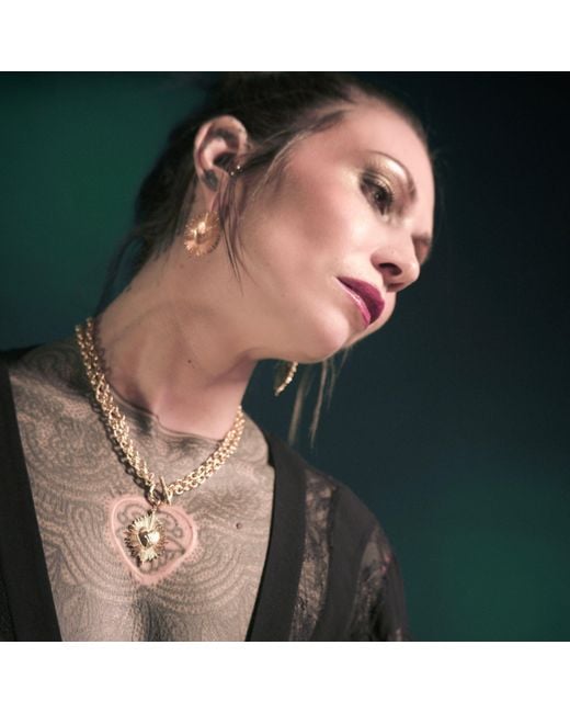 IN CAUDA VENENUM Metallic Apheia Necklace