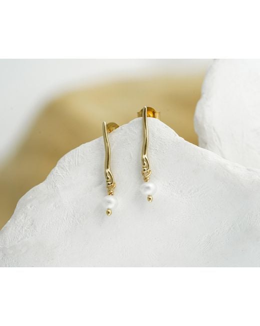 Isla Silver Metallic Pearl Drop Earrings