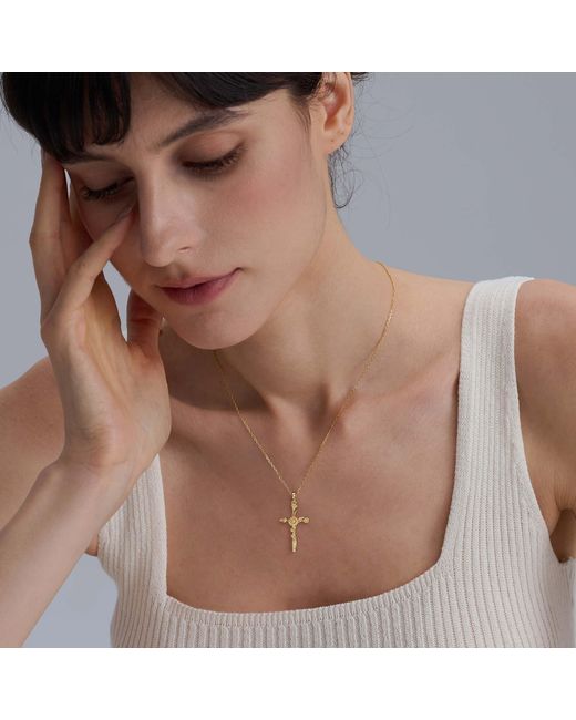 Vanimy Metallic Floral Cross April Daisy Birth Flower Necklace
