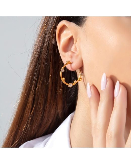 Milou Jewelry White Small Flower Hoop Earrings