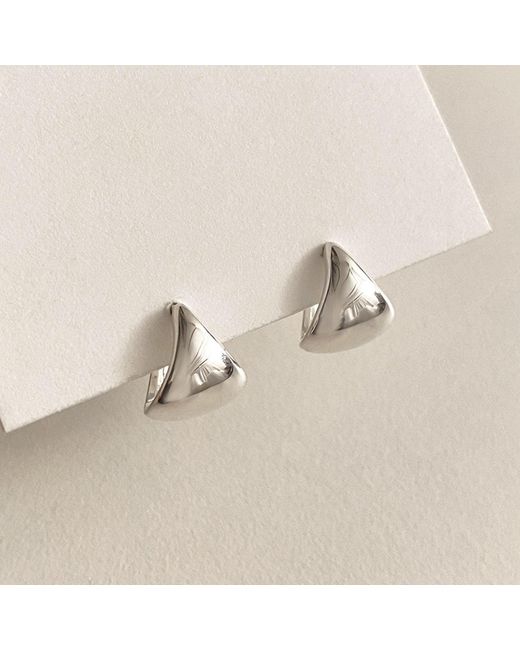 Cote Cache Metallic Triangle Dome Huggie Hoop Earrings