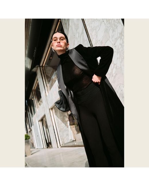 Roqaia Fashion House Black Velvet Noble