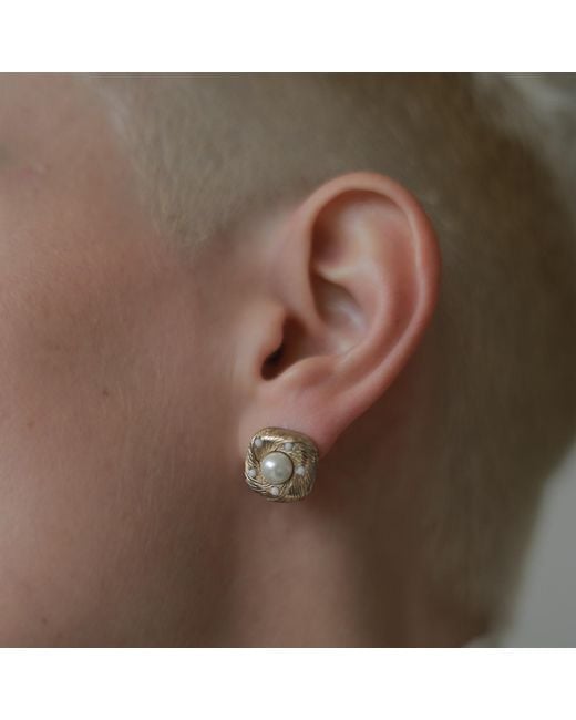 Retro Chic Metallic Canary Ear Stud
