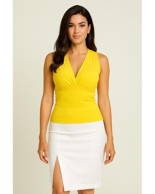 Conquista Yellow Sleeveless V-Neck Jersey Top – Stretch Cotton-Blend Fabric