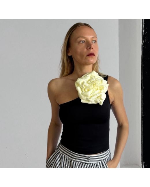 London Atelier Byproduct Black One Shoulder Top With Flower Pin