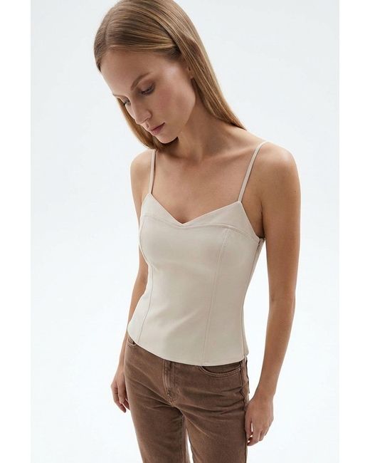 Exquise White Neutrals Chic V-Neckline Sleeveless Blouse