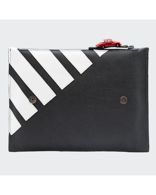 Absurde Black Crosswalk Leather Pouch With Car