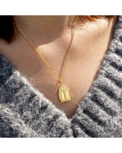 Vanimy Metallic Sacred Door Of Light Cross Necklace
