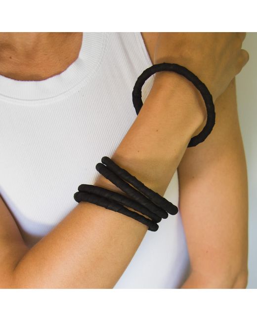 WAIWAI Black Stackable Bangle Leather Bracelet