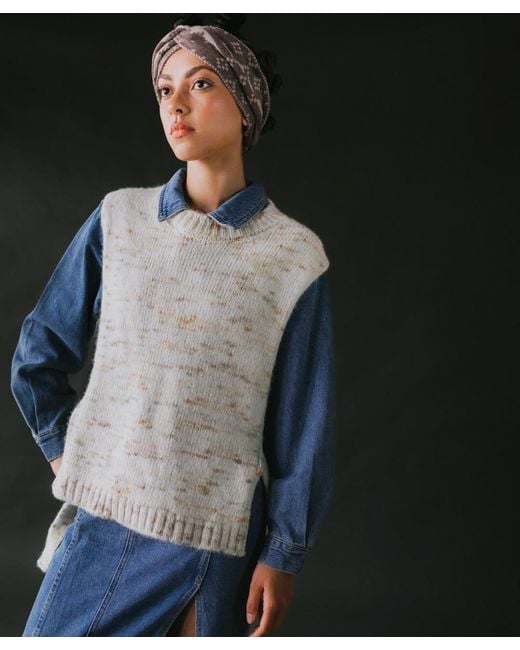 Mabli White Blewog Vest
