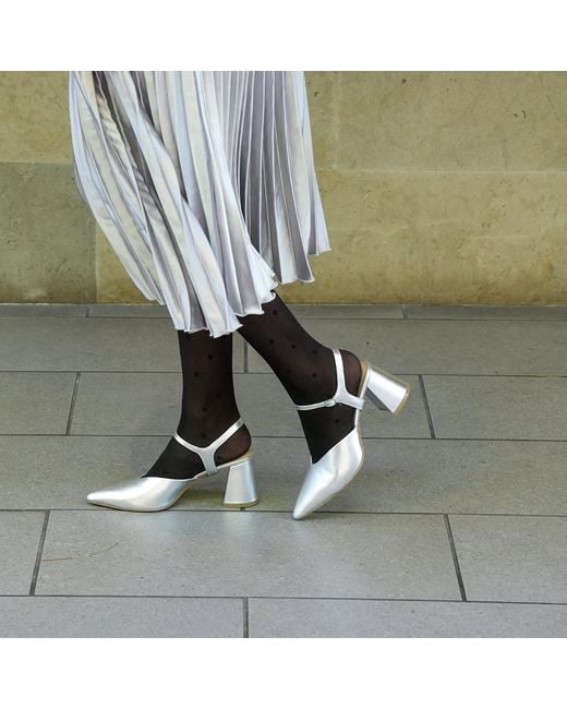 Alterre White Jackie V Mule