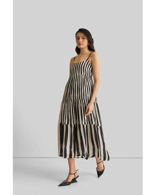 REISTOR Black Strappy Tiered Maxi Dress