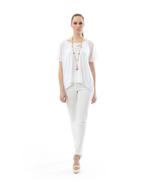 Conquista White Lace Detail Short-Sleeved Top