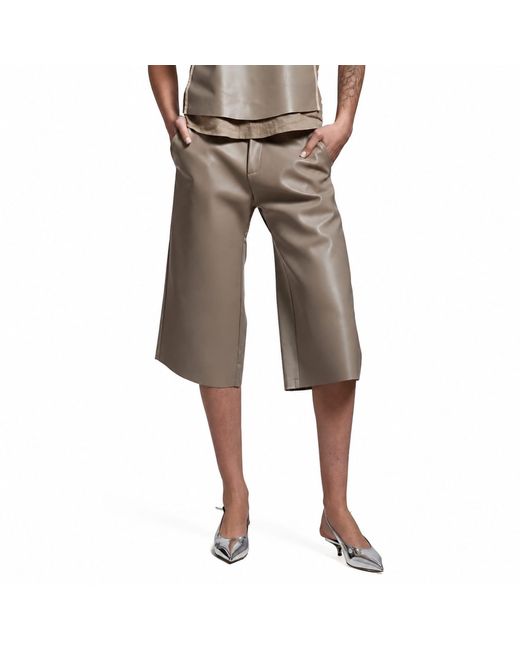 Hedare Gray Capri Leather Trousers