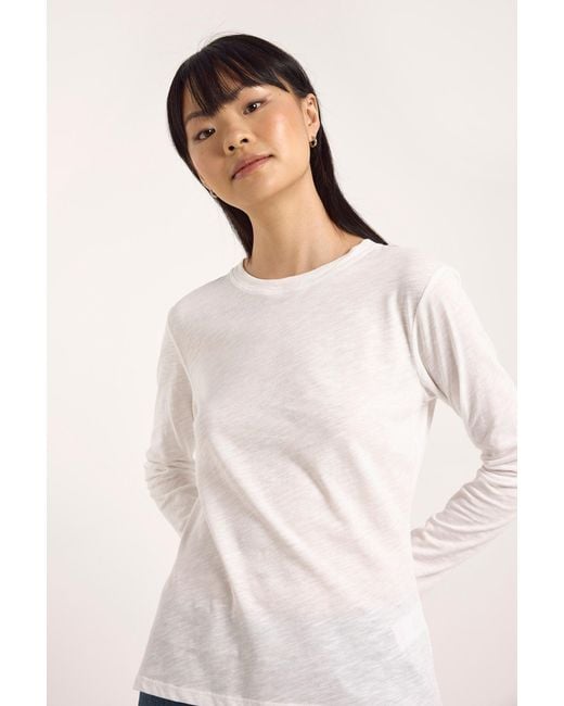 Brodie Cashmere White Long Sleeve Crew Neck
