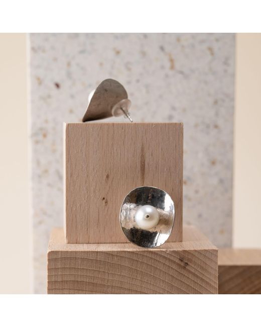 Silver Moon Metallic Pearl Sterling Earrings – Full Moon