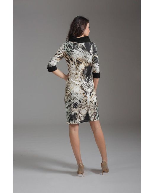 Conquista Black Fitted Punto Di Roma Print Dress With Belt