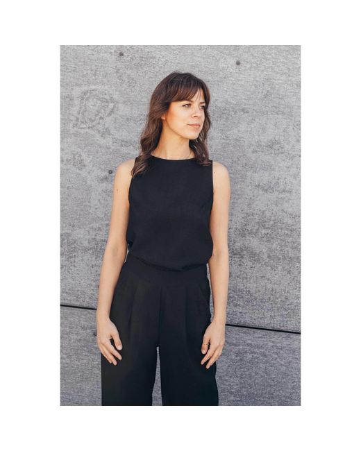 Oh!Zuza Black Echo Viscose Top With Wide Straps –
