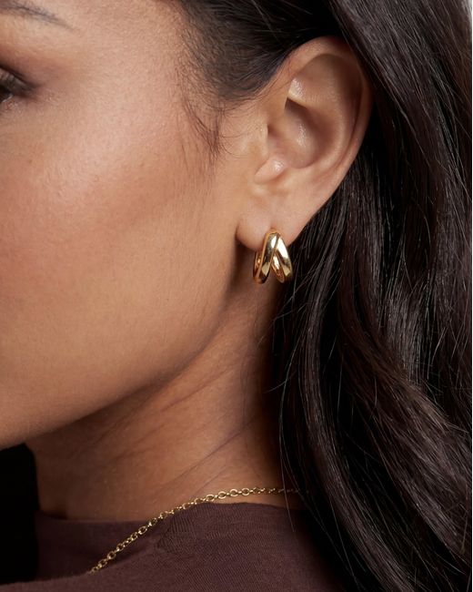 Elk & Bloom Metallic 14K Double Wave Huggie Hoops