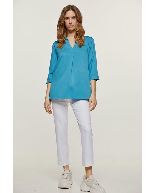 Conquista Blue V Neck Top