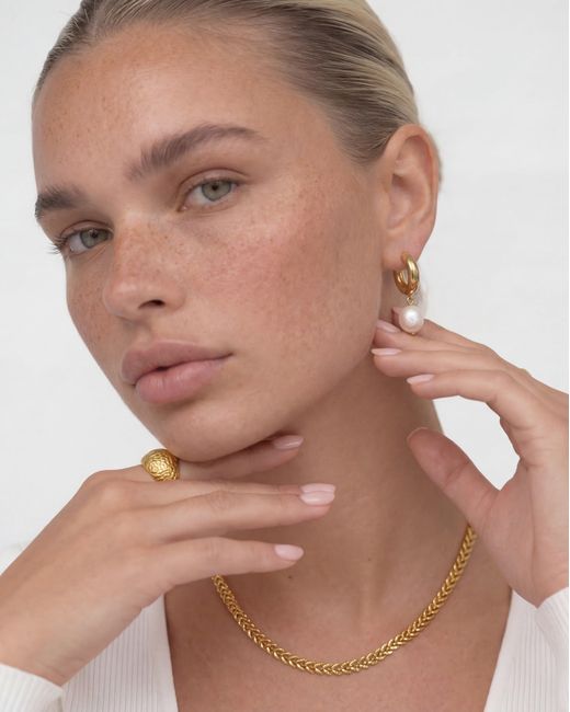Elk & Bloom Metallic 14K Leaf Chain Choker Necklace