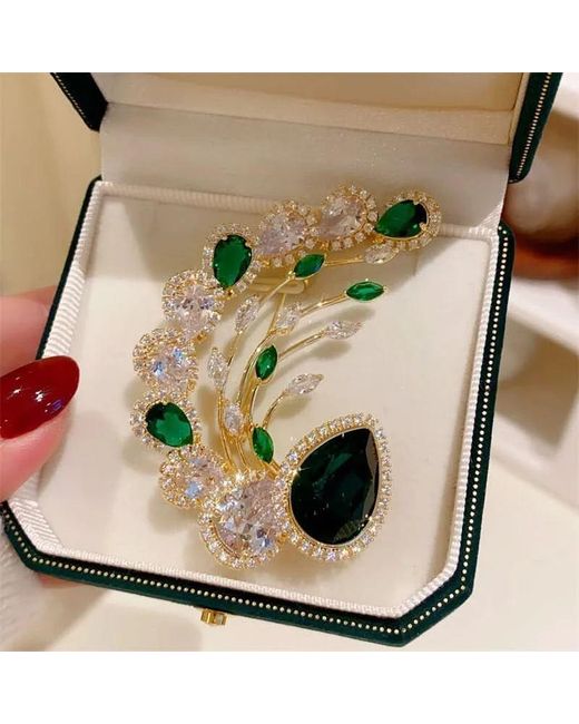 Angel Barocco Green Elegant Emerald Teardrop Brooch