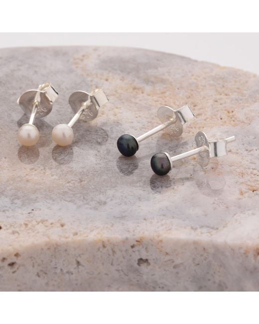 Nellou Jewellery Multicolor Tiny Button Stud Pearl Earrings Peacock