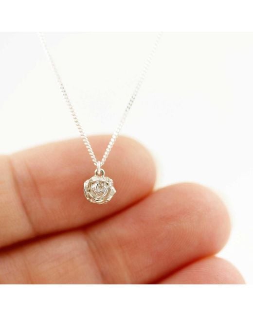 Lee Renee Multicolor Rose Necklace –