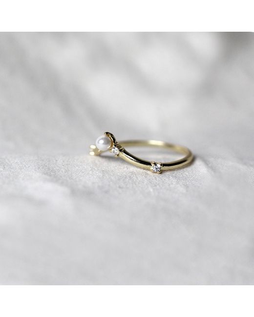 VicStoneNYC Fine Jewelry Metallic Pearl Diamond Curve Ring