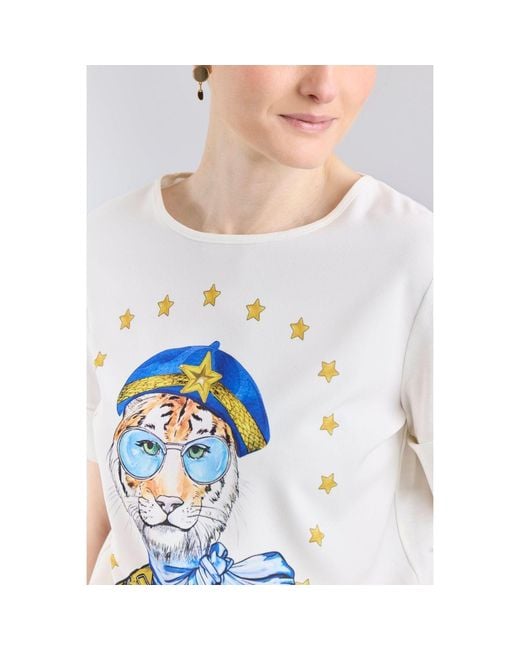 The Extreme Collection Blue Printed T-Shirt With Buttons
