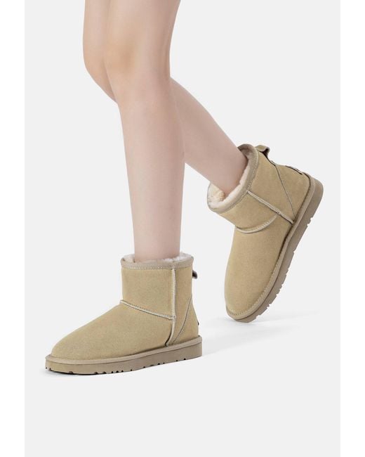 EverAu Australia Natural Neutrals Ostrich Leather Short Boots
