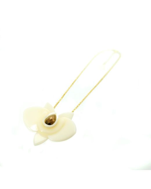 Gissa Bicalho Metallic Acrylic Handmade Necklace Orchid Pendant Cream
