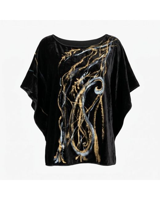 Saniya Khan Black Sky Paislies Poncho