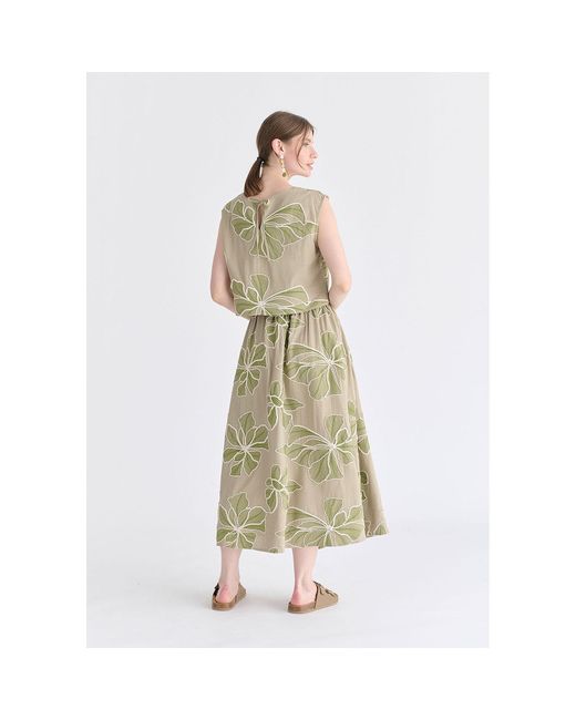 Paisie Natural Floral Embroidered Midi Skirt