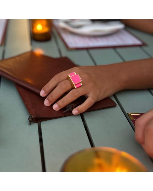 THE ROSE Pink Neon Bague One Sculptural Ring