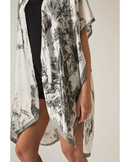 James Lakeland White Marble Print- Kaftan