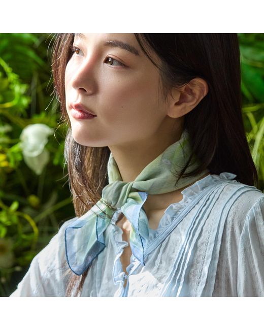 Ana Maison Green Drifting Sunlight Handkerchief