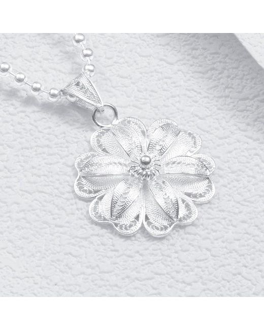 Far East Jewelry White Handcrafted Flower Cluster Peony Necklace
