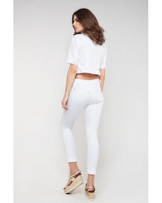 Conquista White Cropped Jacket