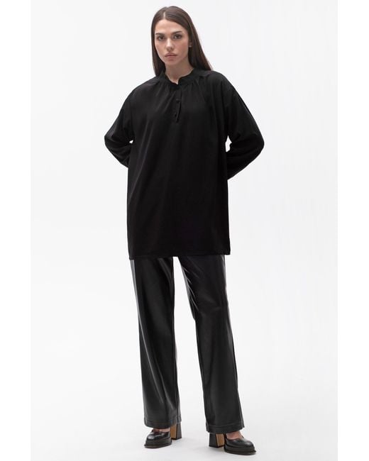 Maison Bogomil Black Over Blouse