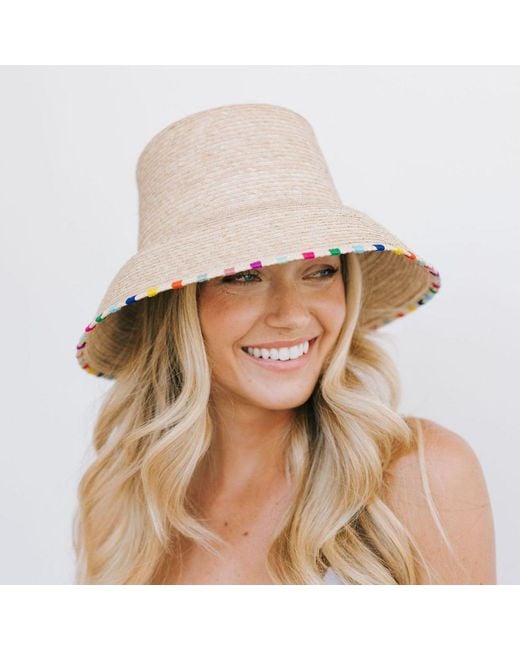SUNSHINE TIENDA Natural Roselia Palm Bucket Hat