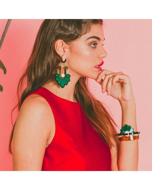 Gissa Bicalho Red Handmade Acrylic Bracelet Daysi Candy