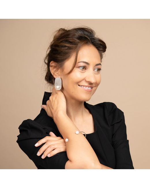 Silver Moon Gray Pearl Sterling Earrings – Lunar Echo