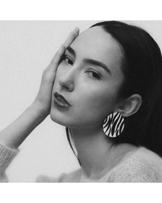 WAIWAI Black Zebra Pattern Leather Earrings