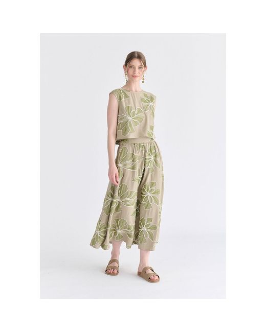 Paisie Natural Floral Embroidered Midi Skirt
