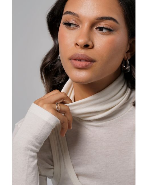 Zynnia Collective Metallic Split Ring